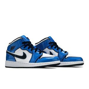 Jordan 1 mid gs signal blue